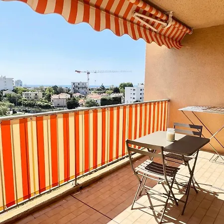 Apartman 2 Pieces Cosy, Terrasse, Piscine, 8 Min A Pied Des Plages Cagnes-sur-Mer