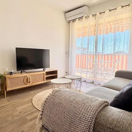 2 Pieces Cosy, Terrasse, Piscine, 8 Min A Pied Des Plages Apartman Cagnes-sur-Mer